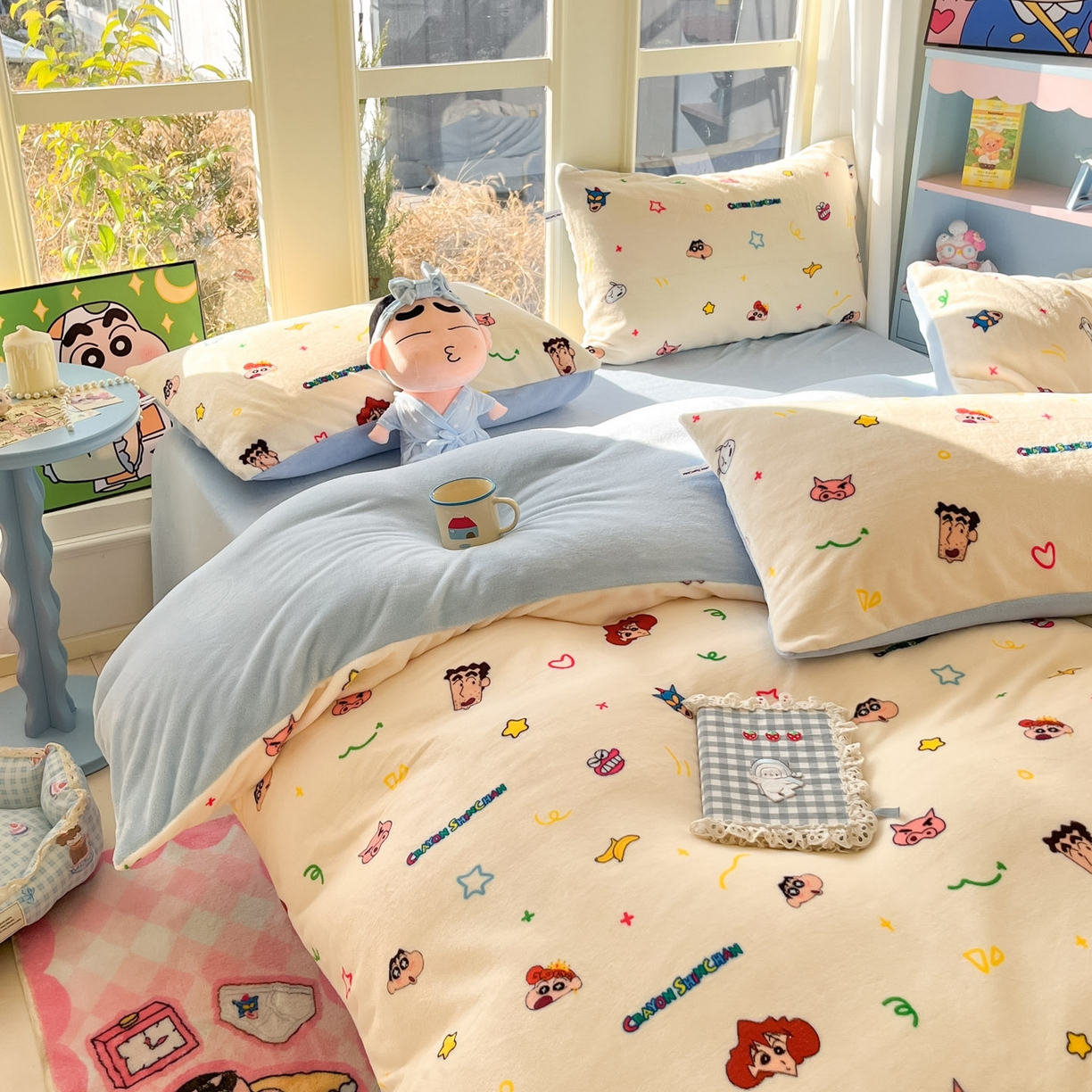 91家纺网 家纺一手货源 找家纺 桃子家居 2026新款A类蜡笔小新正版授权卡通加厚高克重牛奶绒系列四件套 绒-幸福小新