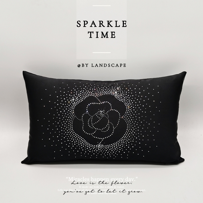 91家纺网 家纺一手货源 找家纺 （总）澜屿 新款茶花轻颂镶钻小抱枕装饰枕腰枕枕芯