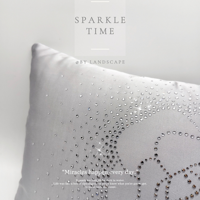 91家纺网 家纺一手货源 找家纺 澜屿 新款茶花轻颂镶钻小抱枕装饰枕腰枕枕芯 灰