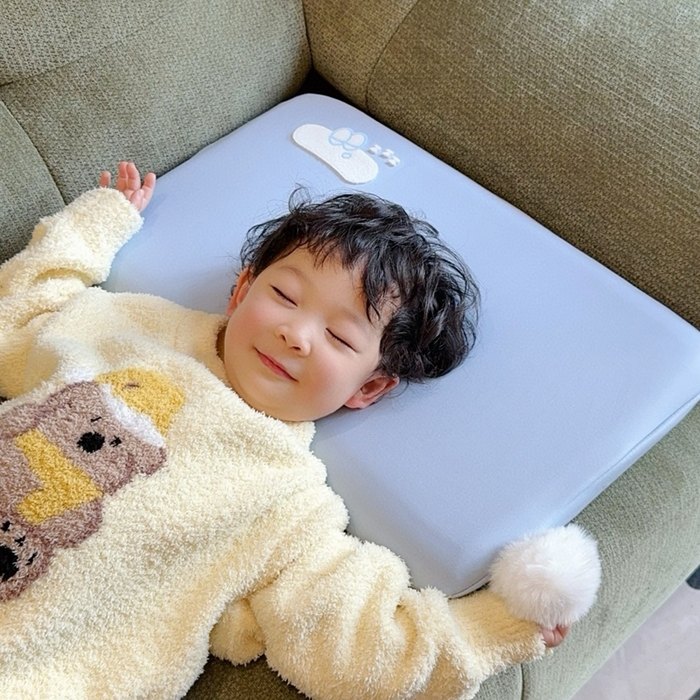 91家纺网 家纺一手货源 找家纺 （总）兜米家居 2026新款酒店同款深睡儿童枕头3-12岁枕头枕芯吸湿透气颈椎枕