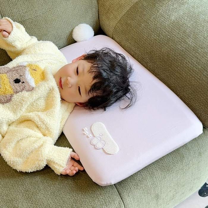 91家纺网 家纺一手货源 找家纺 （总）兜米家居 2026新款酒店同款深睡儿童枕头3-12岁枕头枕芯吸湿透气颈椎枕