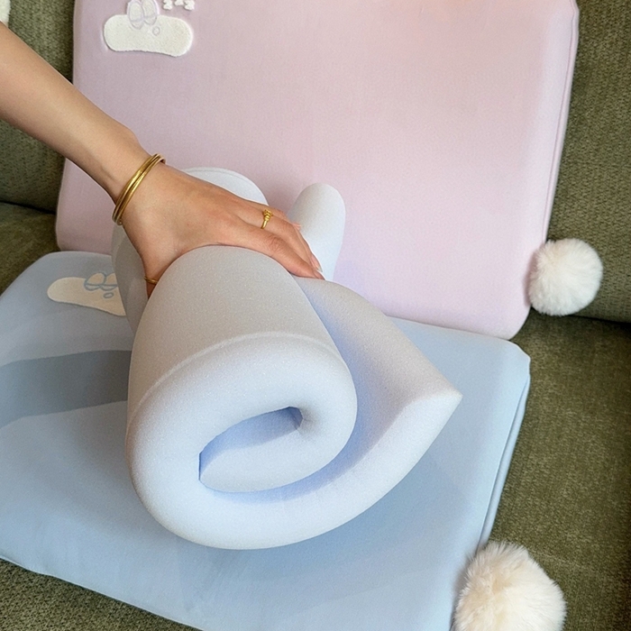 91家纺网 家纺一手货源 找家纺 （总）兜米家居 2026新款酒店同款深睡儿童枕头3-12岁枕头枕芯吸湿透气颈椎枕