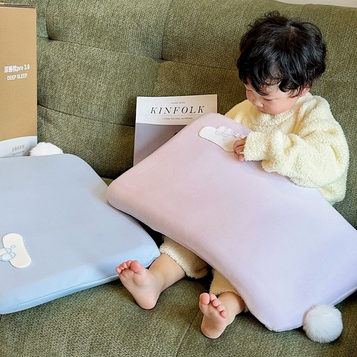 91家纺网 家纺一手货源 找家纺 （总）兜米家居 2026新款酒店同款深睡儿童枕头3-12岁枕头枕芯吸湿透气颈椎枕