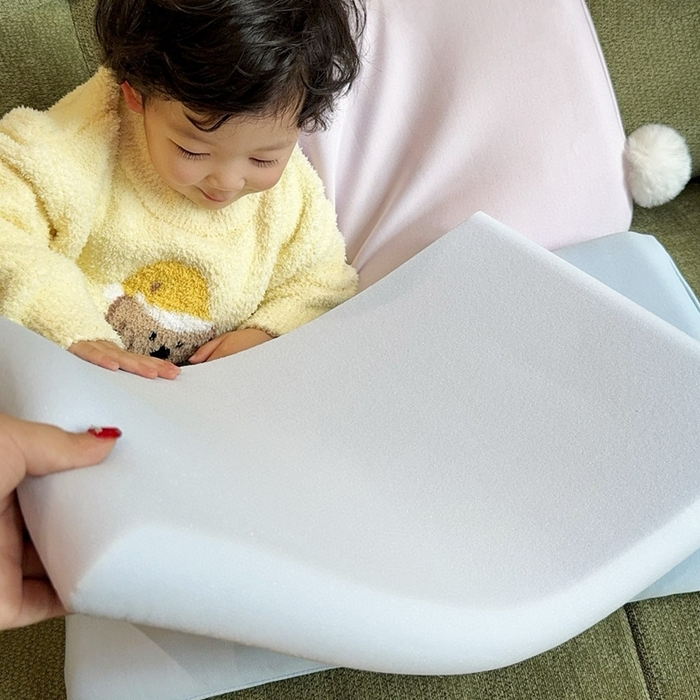 91家纺网 家纺一手货源 找家纺 （总）兜米家居 2026新款酒店同款深睡儿童枕头3-12岁枕头枕芯吸湿透气颈椎枕