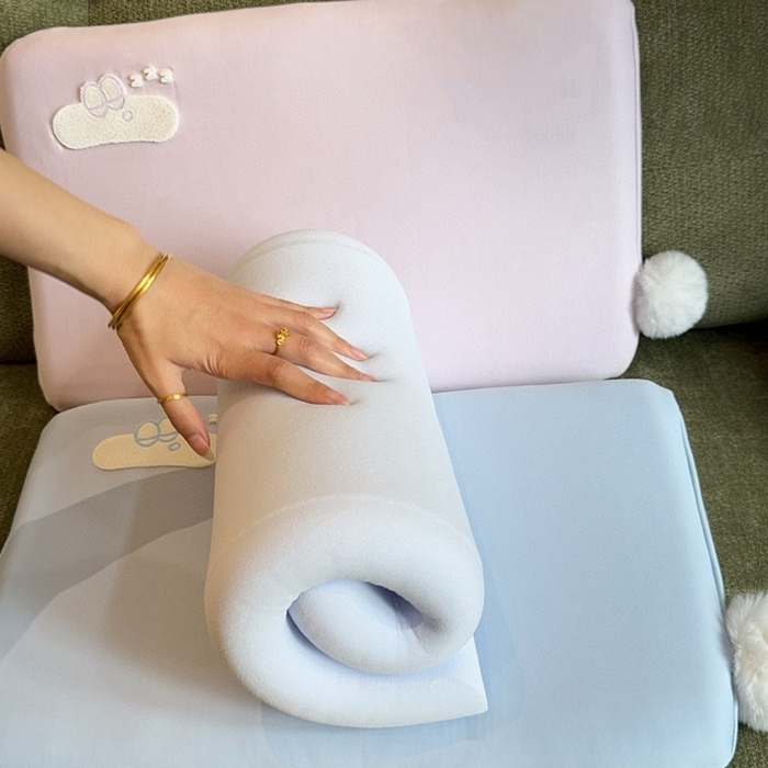 91家纺网 家纺一手货源 找家纺 （总）兜米家居 2026新款酒店同款深睡儿童枕头3-12岁枕头枕芯吸湿透气颈椎枕