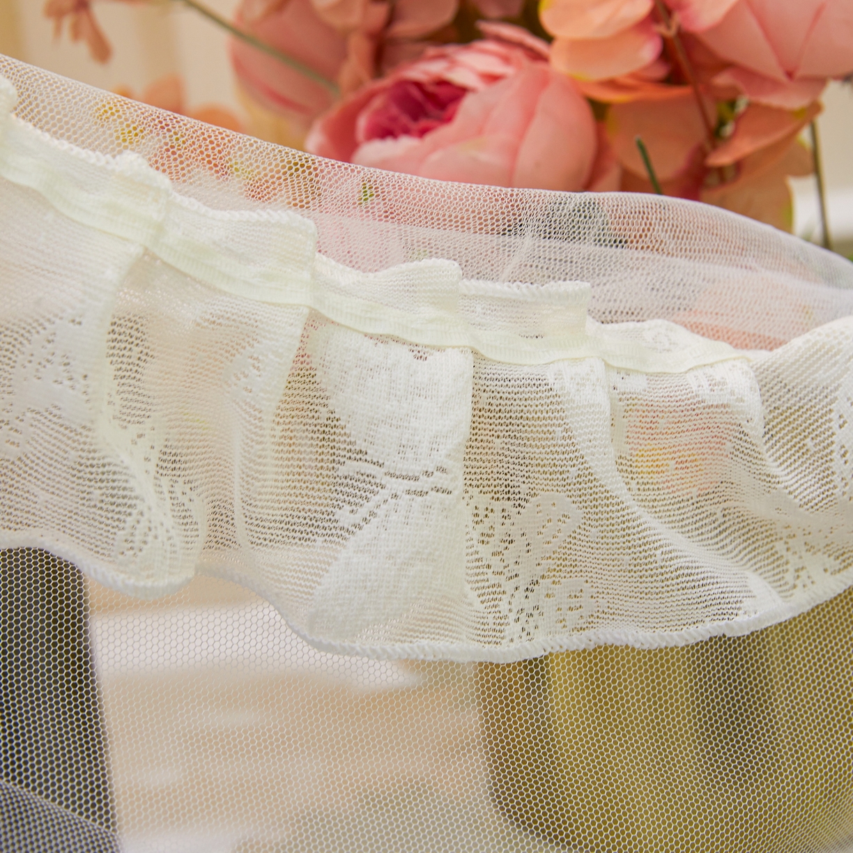 91家纺网 家纺一手货源 找家纺 艾晶美家纺有限公司 2026新款法式公主风 双杆双层落地床幔遮光蚊帐 蝶影栖纱-荷绿