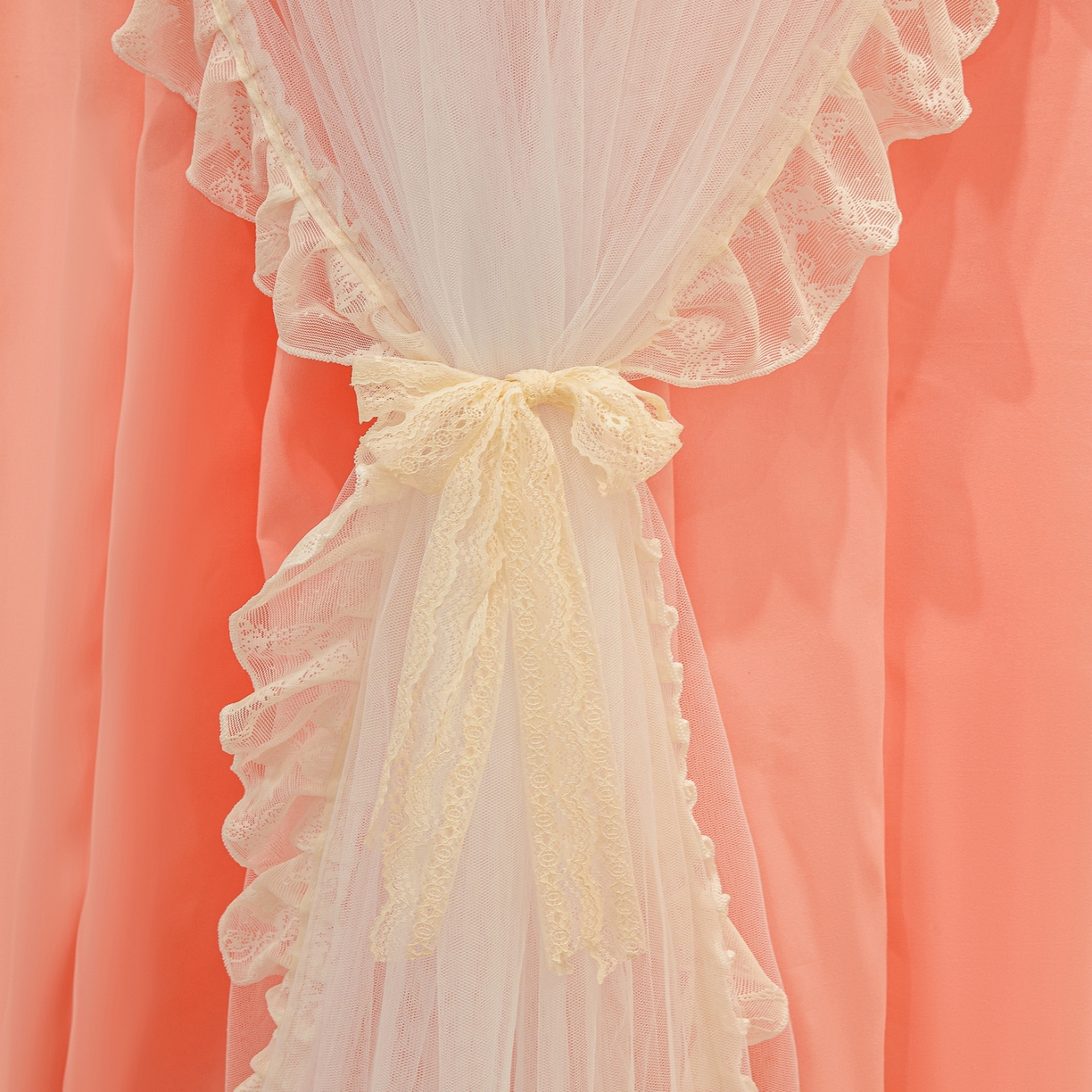 91家纺网 家纺一手货源 找家纺 艾晶美家纺有限公司 2026新款法式公主风 双杆双层落地床幔遮光蚊帐 蝶影栖纱-暖玉