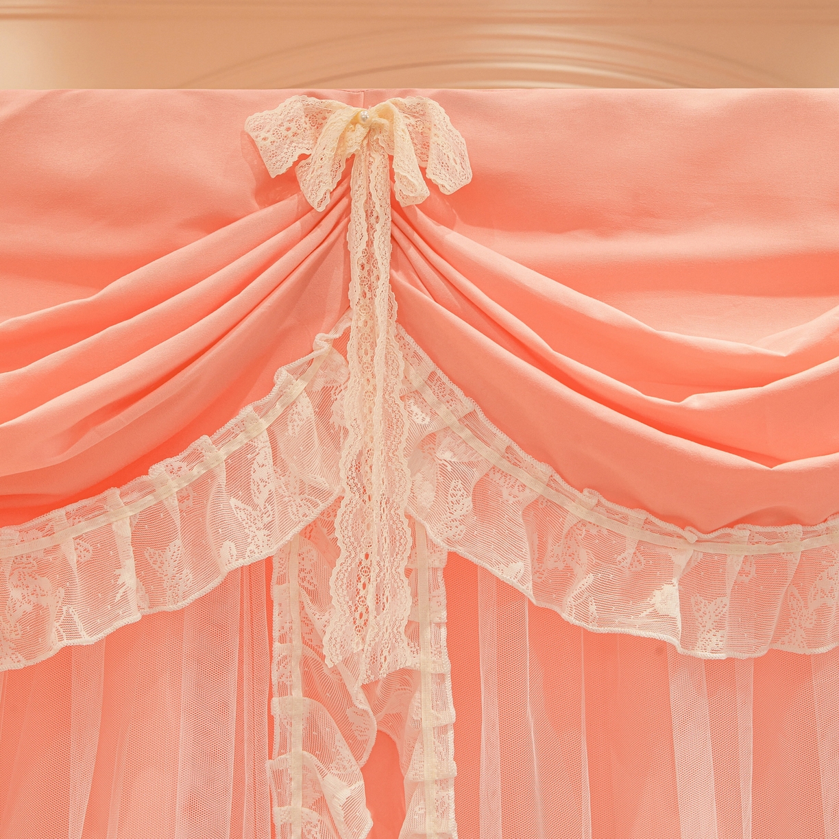 91家纺网 家纺一手货源 找家纺 艾晶美家纺有限公司 2026新款法式公主风 双杆双层落地床幔遮光蚊帐 蝶影栖纱-暖玉