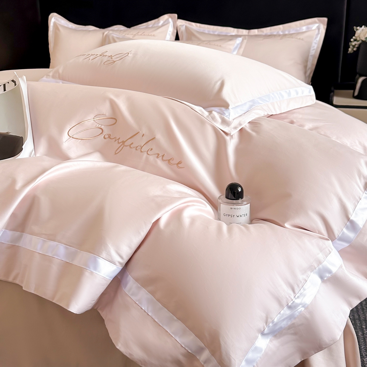 新方向 2025新款刺绣全棉100s贡缎长绒棉四件套-自信 自信-蔷薇粉