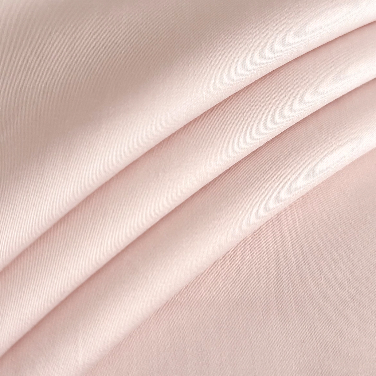 91家纺网 家纺一手货源 找家纺 新方向 2025新款刺绣全棉100s贡缎长绒棉四件套-自信 自信-蔷薇粉