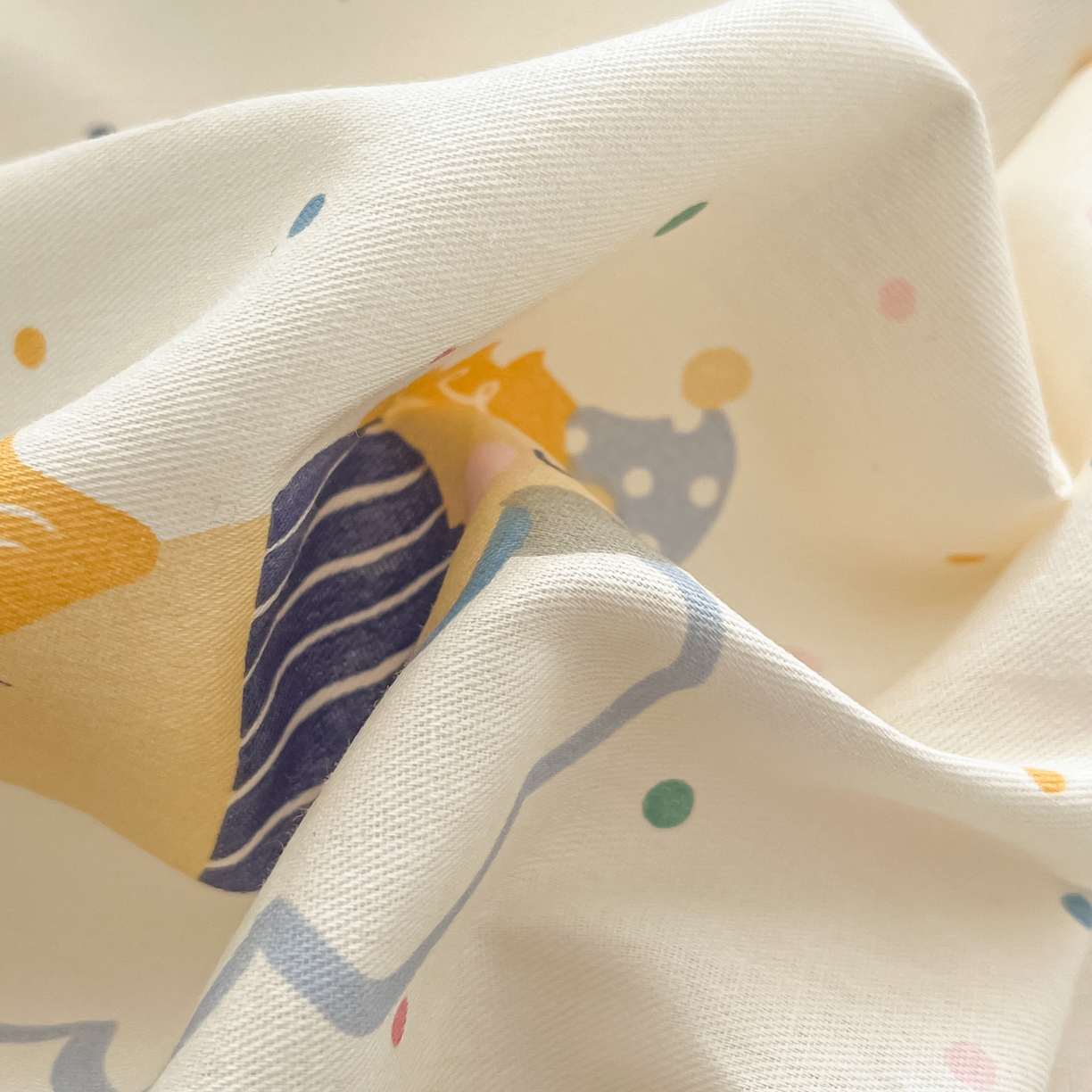 91家纺网 家纺一手货源 找家纺 吉象家纺 2026新款高支密全棉印花四件套 彩虹木马