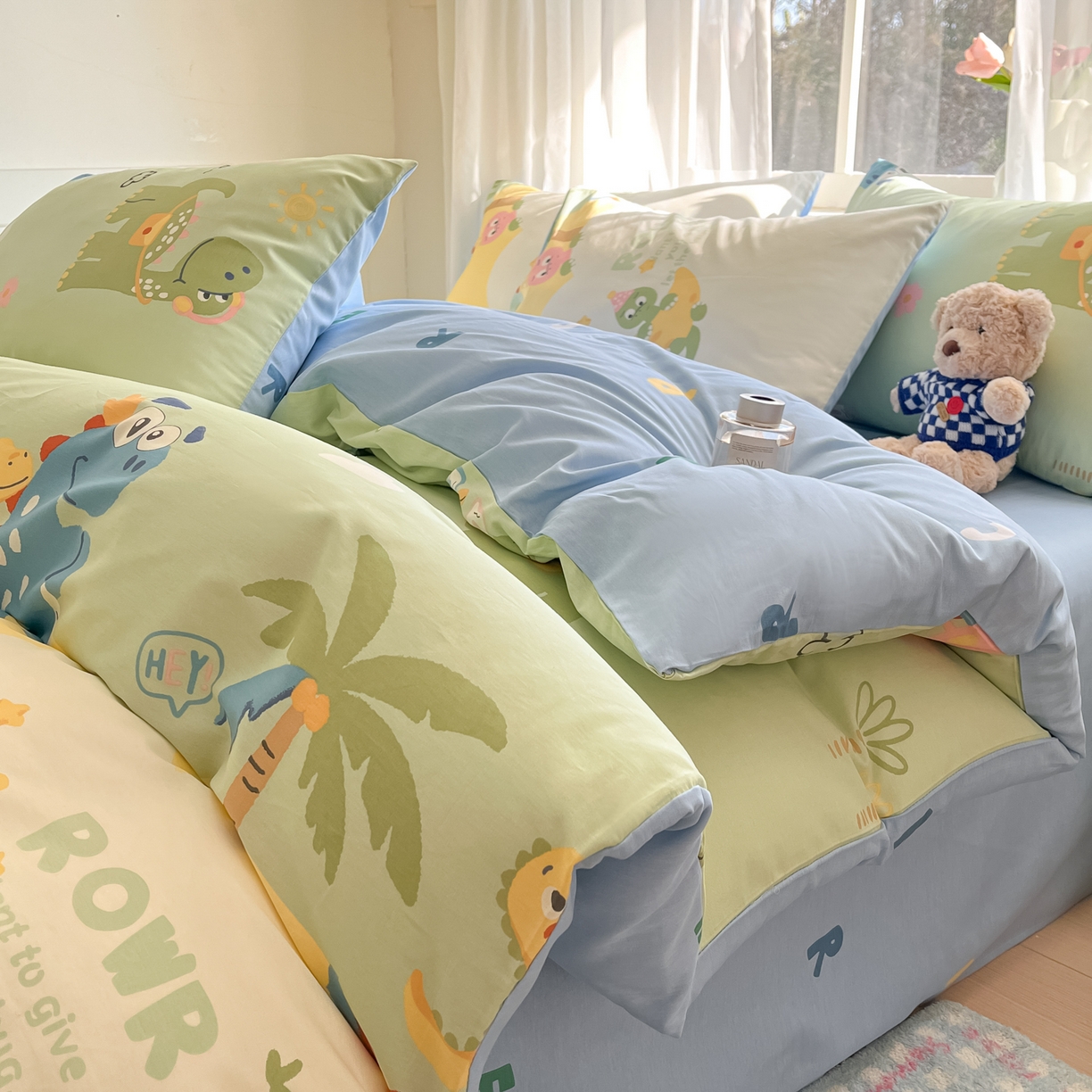 吉象家纺 2026新款高支密全棉印花四件套 度假恐龙