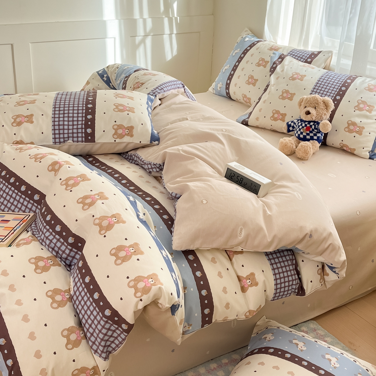 91家纺网 家纺一手货源 找家纺 吉象家纺 2026新款高支密全棉印花四件套 秋日乐园