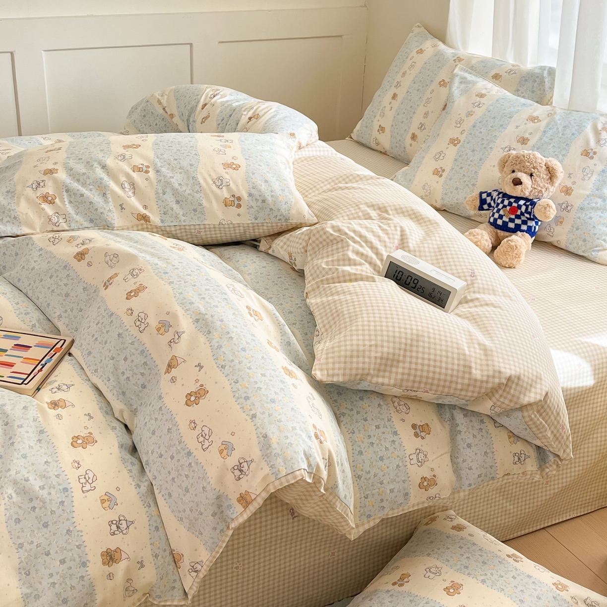 91家纺网 家纺一手货源 找家纺 吉象家纺 2026新款高支密全棉印花四件套 三小只