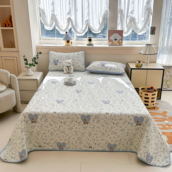 91家纺网 家纺一手货源 找家纺 绵庭家纺 2025新款双面全棉夹棉床盖 碎花熊