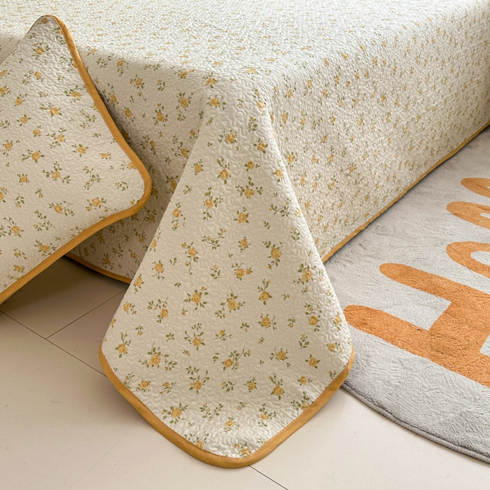 91家纺网 家纺一手货源 找家纺 绵庭家纺 2025新款双面全棉夹棉床盖 故事小黄花