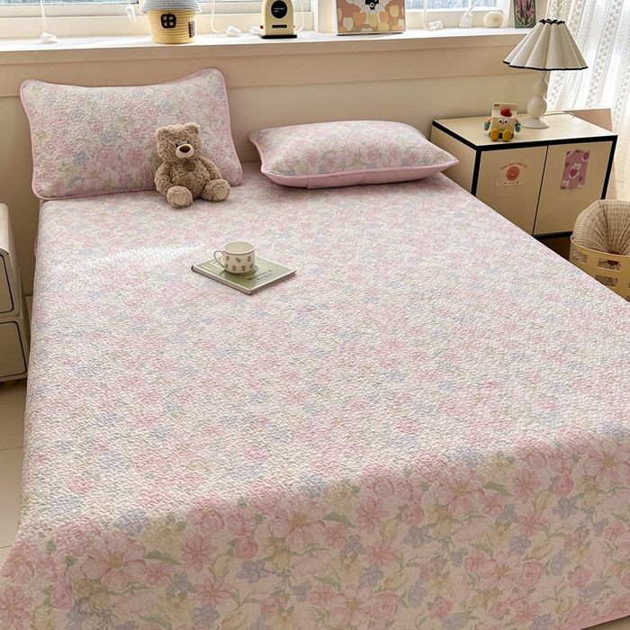 91家纺网 家纺一手货源 找家纺 绵庭家纺 2025新款双面全棉夹棉床盖 荆棘诗