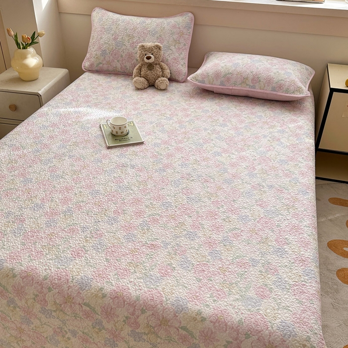 91家纺网 家纺一手货源 找家纺 绵庭家纺 2025新款双面全棉夹棉床盖 荆棘诗