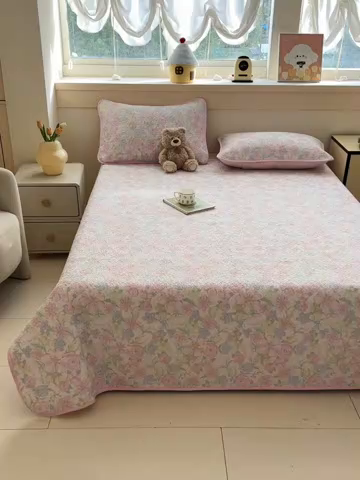 91家纺网 家纺一手货源 找家纺 绵庭家纺 2025新款双面全棉夹棉床盖 荆棘诗