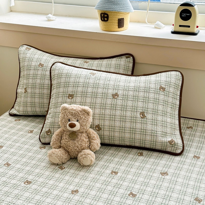 91家纺网 家纺一手货源 找家纺 绵庭家纺 2025新款双面全棉夹棉床盖 可爱小熊