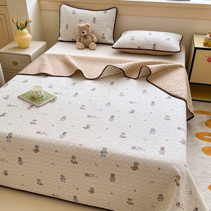 91家纺网 家纺一手货源 找家纺 绵庭家纺 2025新款双面全棉夹棉床盖 米熊