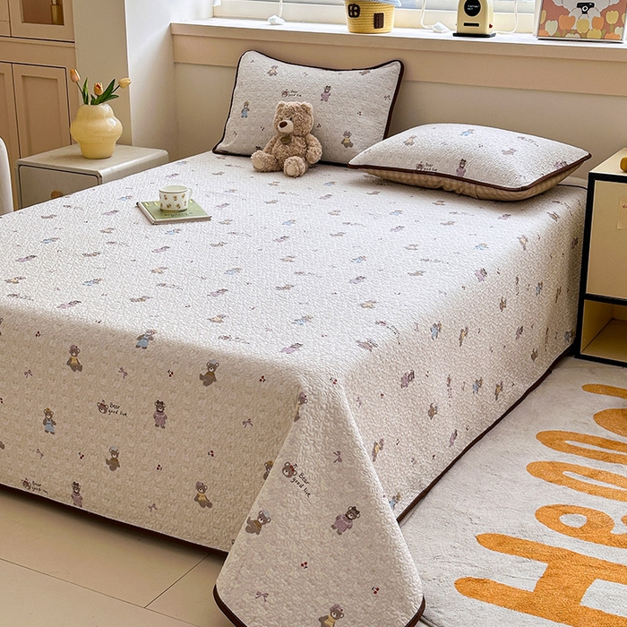 91家纺网 家纺一手货源 找家纺 绵庭家纺 2025新款双面全棉夹棉床盖 米熊