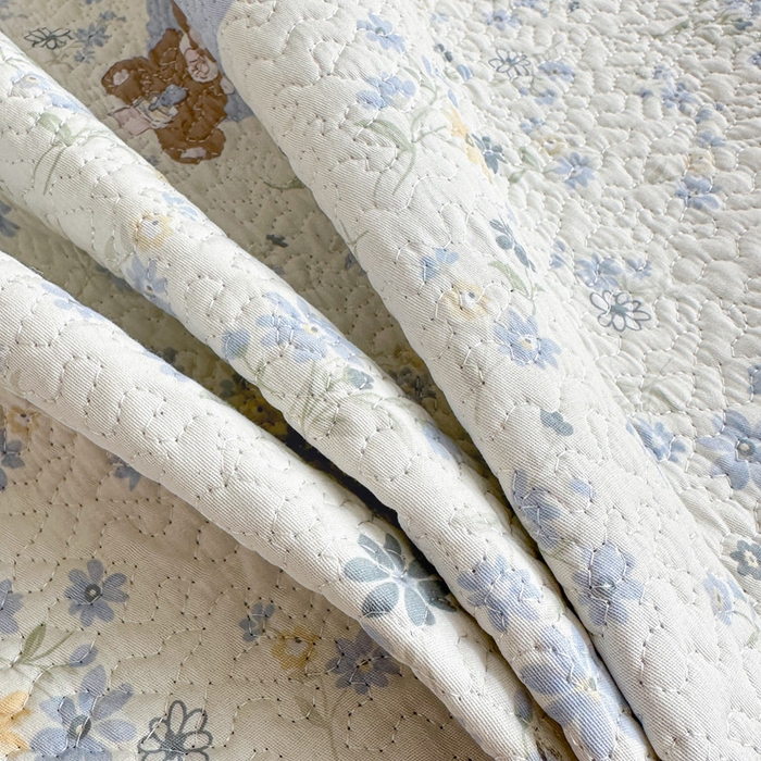 91家纺网 家纺一手货源 找家纺 绵庭家纺 2025新款双面全棉夹棉床盖 碎花熊