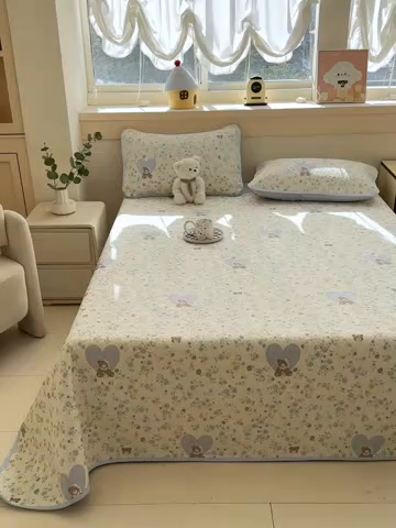 91家纺网 家纺一手货源 找家纺 绵庭家纺 2025新款双面全棉夹棉床盖 碎花熊