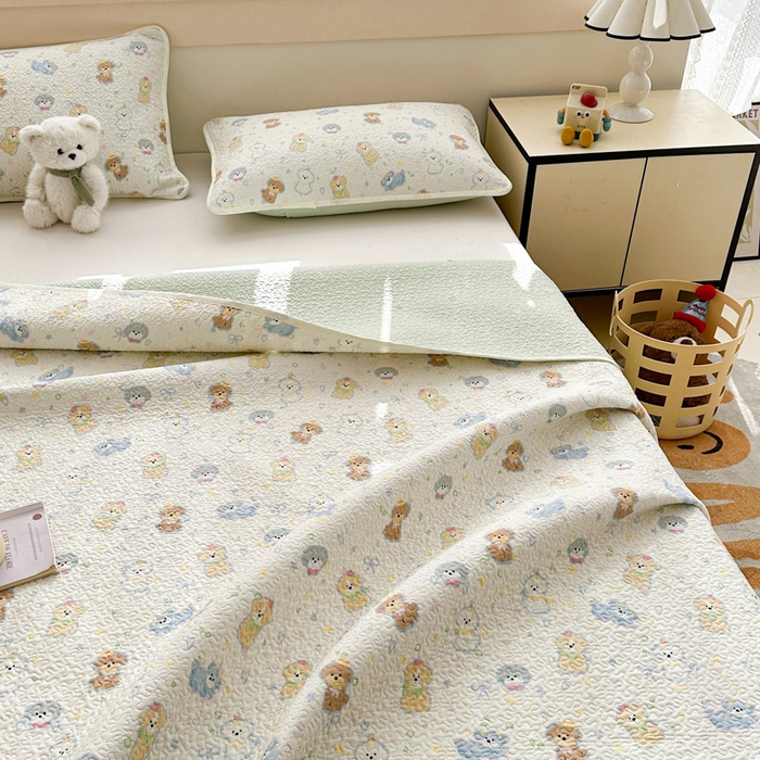 91家纺网 家纺一手货源 找家纺 绵庭家纺 2025新款双面全棉夹棉床盖 童趣绘彩