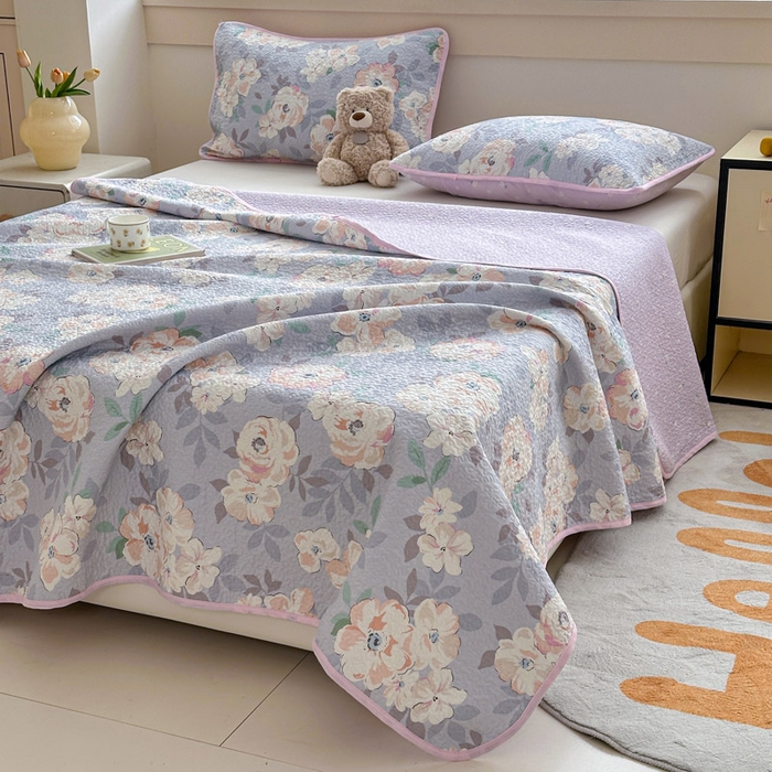 91家纺网 家纺一手货源 找家纺 绵庭家纺 2025新款双面全棉夹棉床盖 幽兰花梦-紫