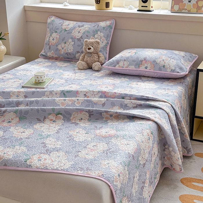 91家纺网 家纺一手货源 找家纺 绵庭家纺 2025新款双面全棉夹棉床盖 幽兰花梦-紫