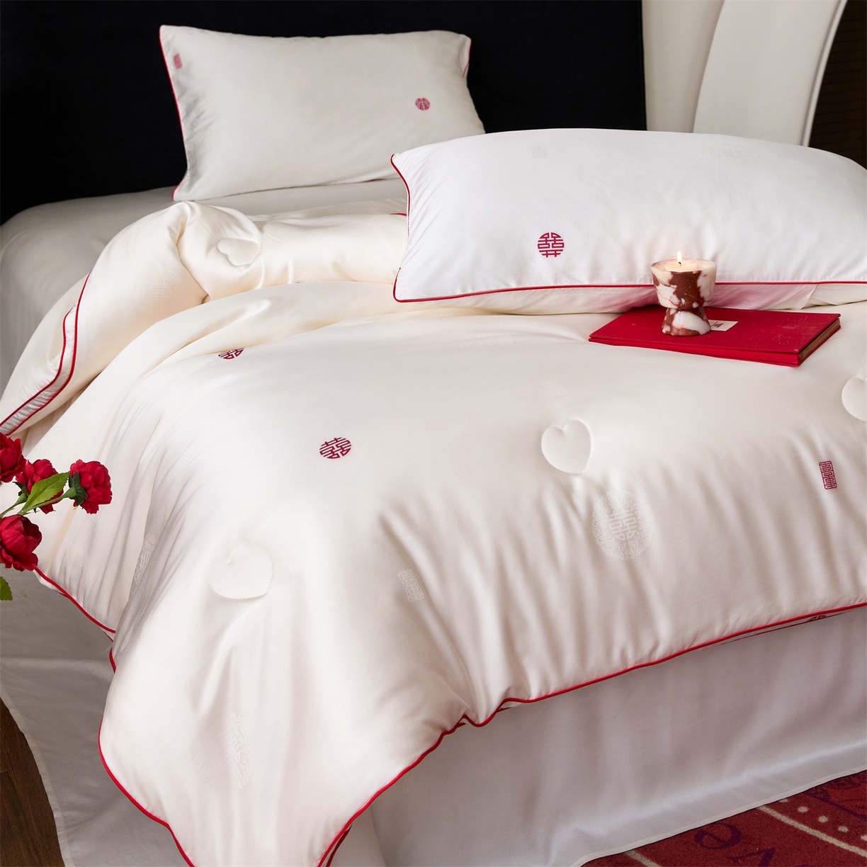 91家纺网 家纺一手货源 找家纺 （总）头等舱 2025新款天棉缎剪花婚庆大提花55莱赛尔大豆7A抗菌秋冬被（空境图）