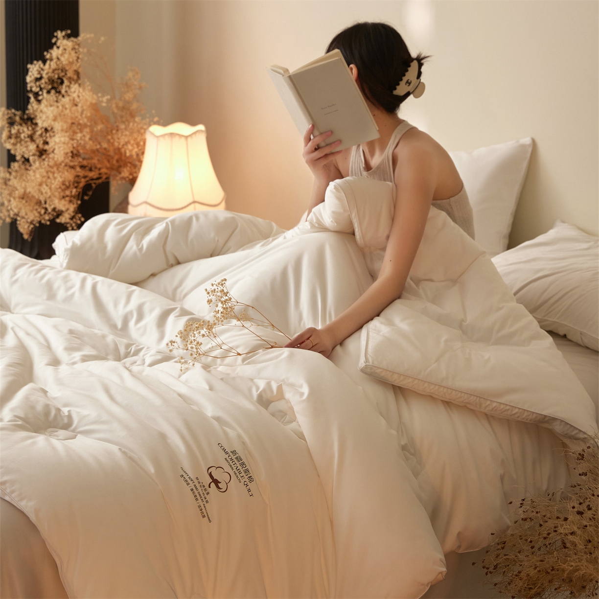 91家纺网 家纺一手货源 找家纺 （总）头等舱 2026新款全棉A类（7A抗菌）脱脂100%棉花被（模特图）