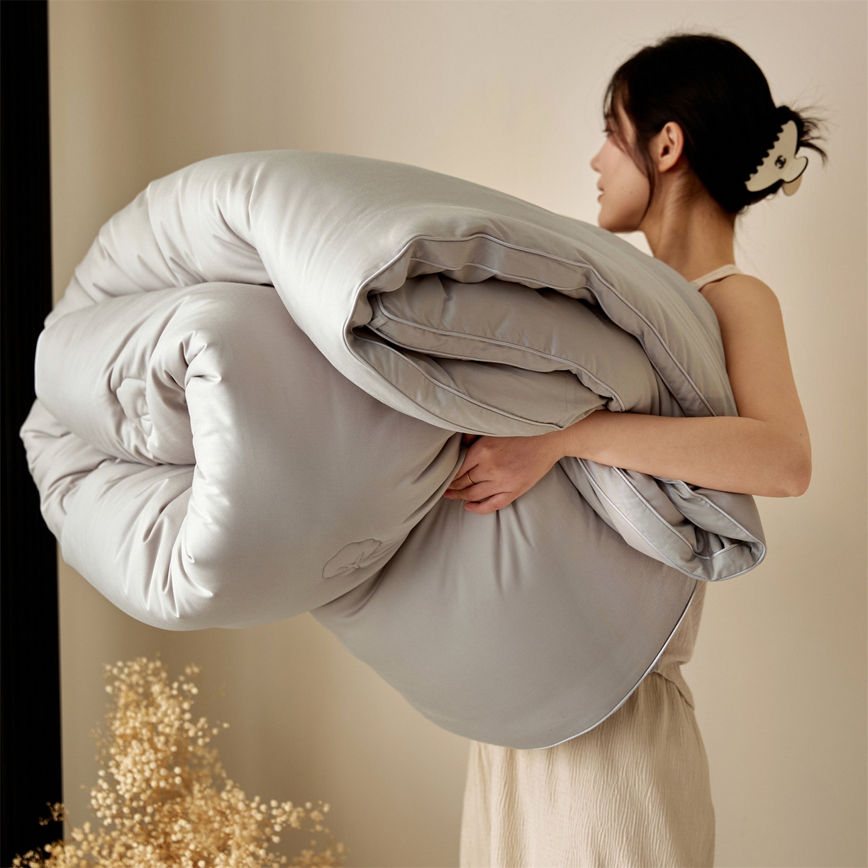 91家纺网 家纺一手货源 找家纺 头等舱 2026新款全棉A类（7A抗菌）脱脂100%棉花被（模特图） 脱脂-灰