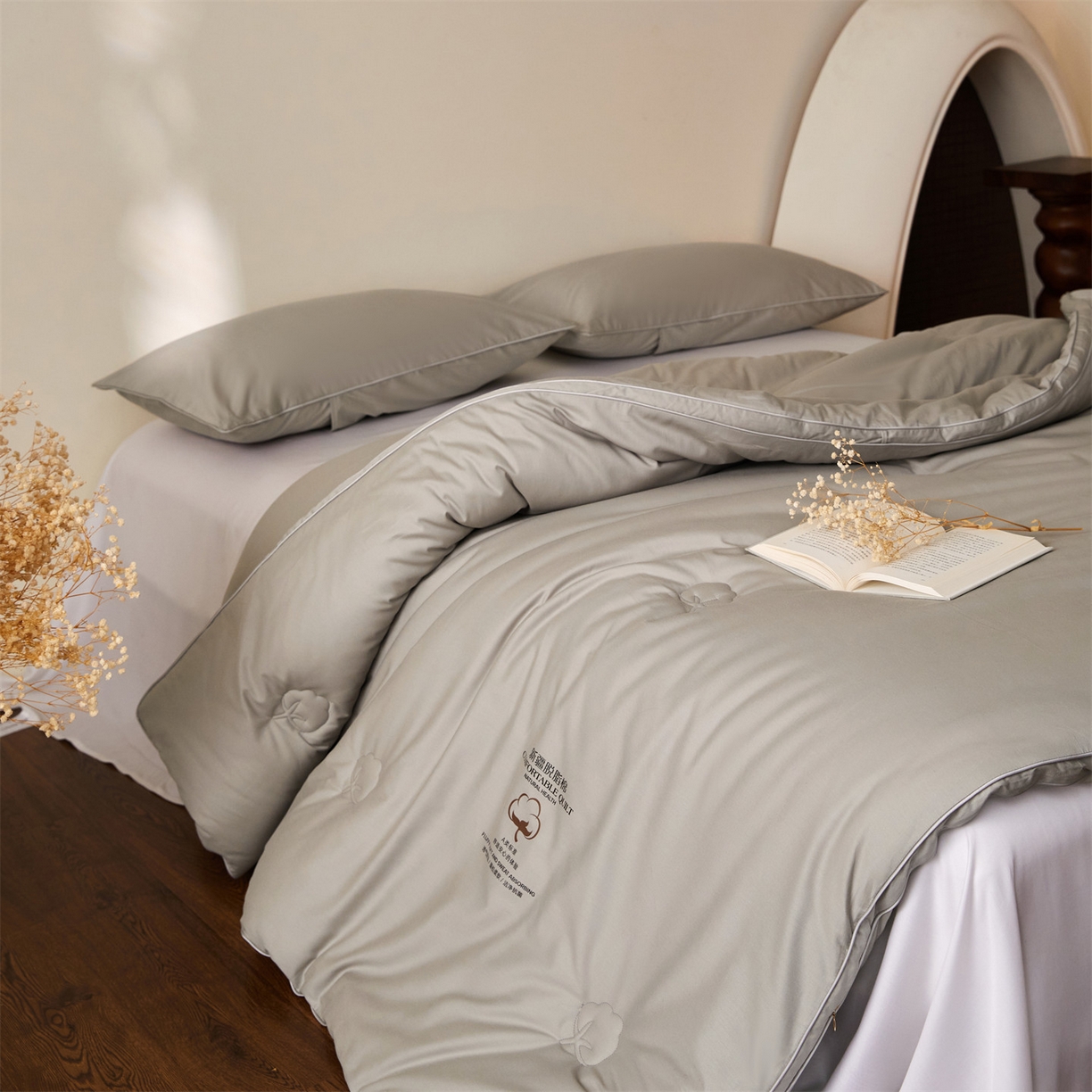 91家纺网 家纺一手货源 找家纺 头等舱 2026新款全棉A类（7A抗菌）脱脂100%棉花被（空镜图） 脱脂-灰