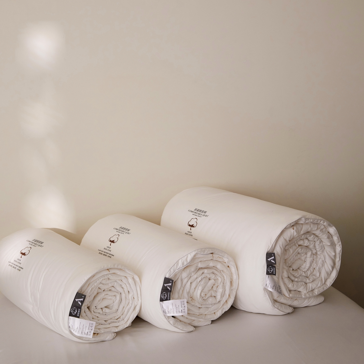 91家纺网 家纺一手货源 找家纺 头等舱 2025新款全棉氨纶针织A类孕妇 护腰 侧睡 靠垫 安抚枕 抱抱 夹腿多功能枕（模特图）配包装 配包装