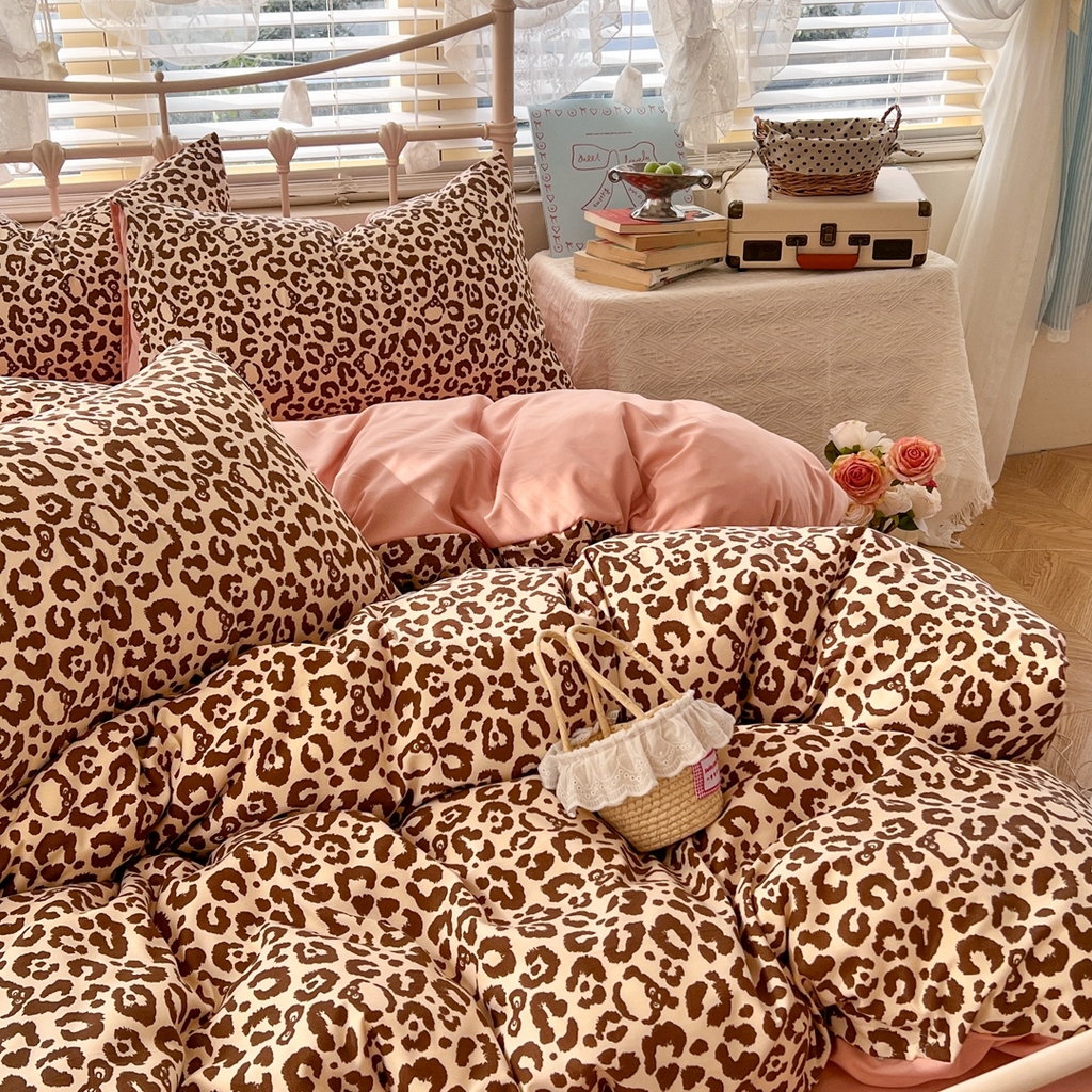 91家纺网 家纺一手货源 找家纺 玉海棠家纺 2026新款古法水洗仿棉云感纱四件套 豹纹