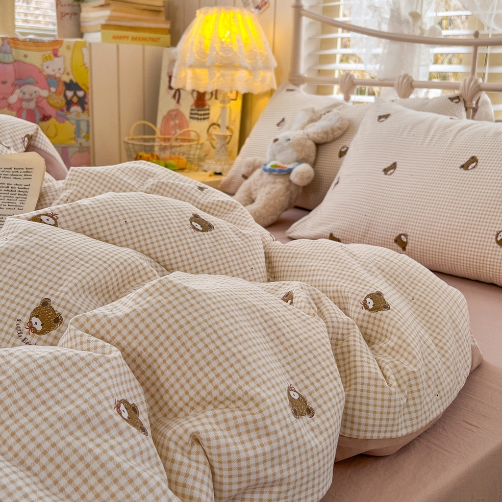 91家纺网 家纺一手货源 找家纺 玉海棠家纺 2026新款古法水洗仿棉云感纱四件套 格调熊