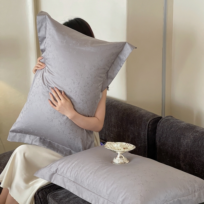 91家纺网 家纺一手货源 找家纺 淳绵家居 2025新款50*50S长绒棉全棉纯棉提花单枕套单品枕套枕套单件 克洛伊-高级灰