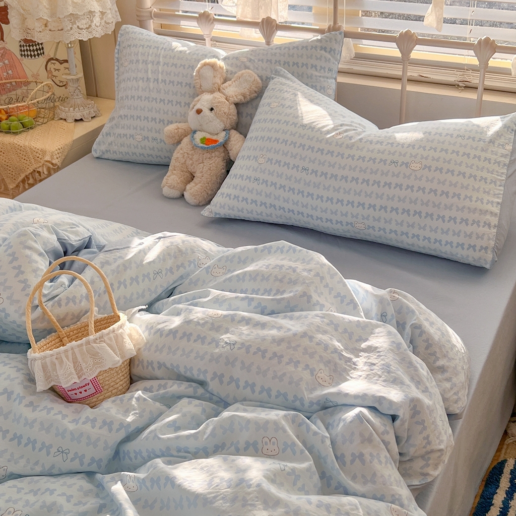 91家纺网 家纺一手货源 找家纺 玉海棠家纺 2026新款古法水洗仿棉云感纱四件套 浅蓝童话集