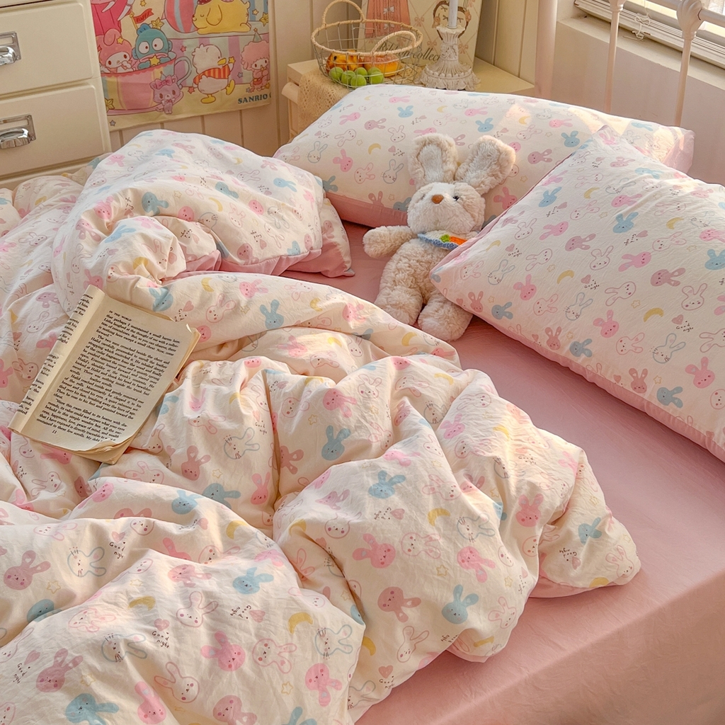 91家纺网 家纺一手货源 找家纺 玉海棠家纺 2026新款古法水洗仿棉云感纱四件套 软萌七彩兔