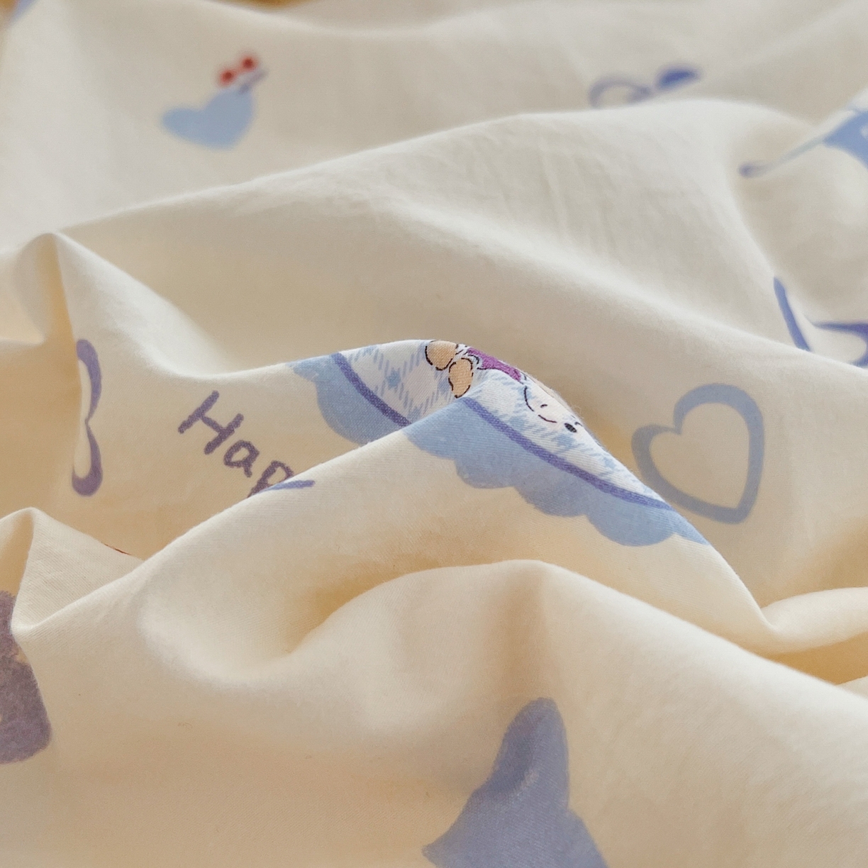 91家纺网 家纺一手货源 找家纺 玉海棠家纺 2026新款古法水洗仿棉云感纱四件套 小狗日记