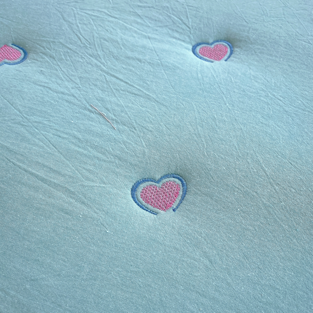 91家纺网 家纺一手货源 找家纺 卡诗兰 2026新款全棉色织夹棉刺绣床笠-爱意满满 爱意满满-翠绿