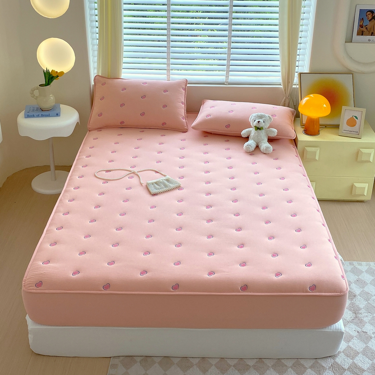 91家纺网 家纺一手货源 找家纺 卡诗兰 2026新款全棉色织夹棉刺绣床笠-爱意满满 爱意满满-粉色