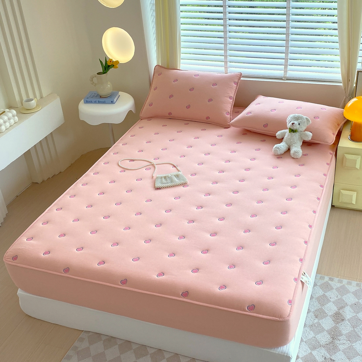 91家纺网 家纺一手货源 找家纺 卡诗兰 2026新款全棉色织夹棉刺绣床笠-爱意满满 爱意满满-粉色