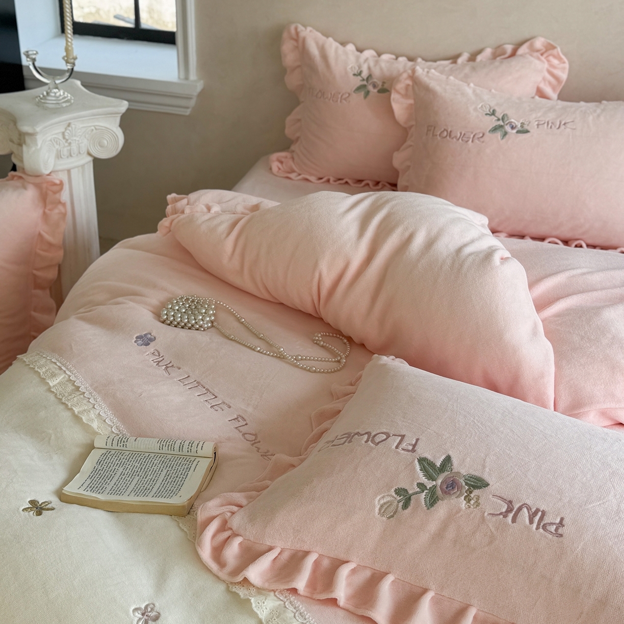 91家纺网 家纺一手货源 找家纺 （总）可以家居  2025新款高克重全消光超细旦奶芙云绒四件套-玛利亚系列