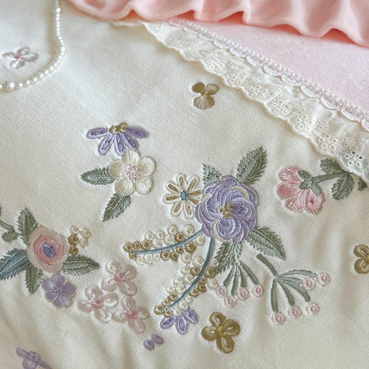 91家纺网 家纺一手货源 找家纺 （总）可以家居  2025新款高克重全消光超细旦奶芙云绒四件套-玛利亚系列