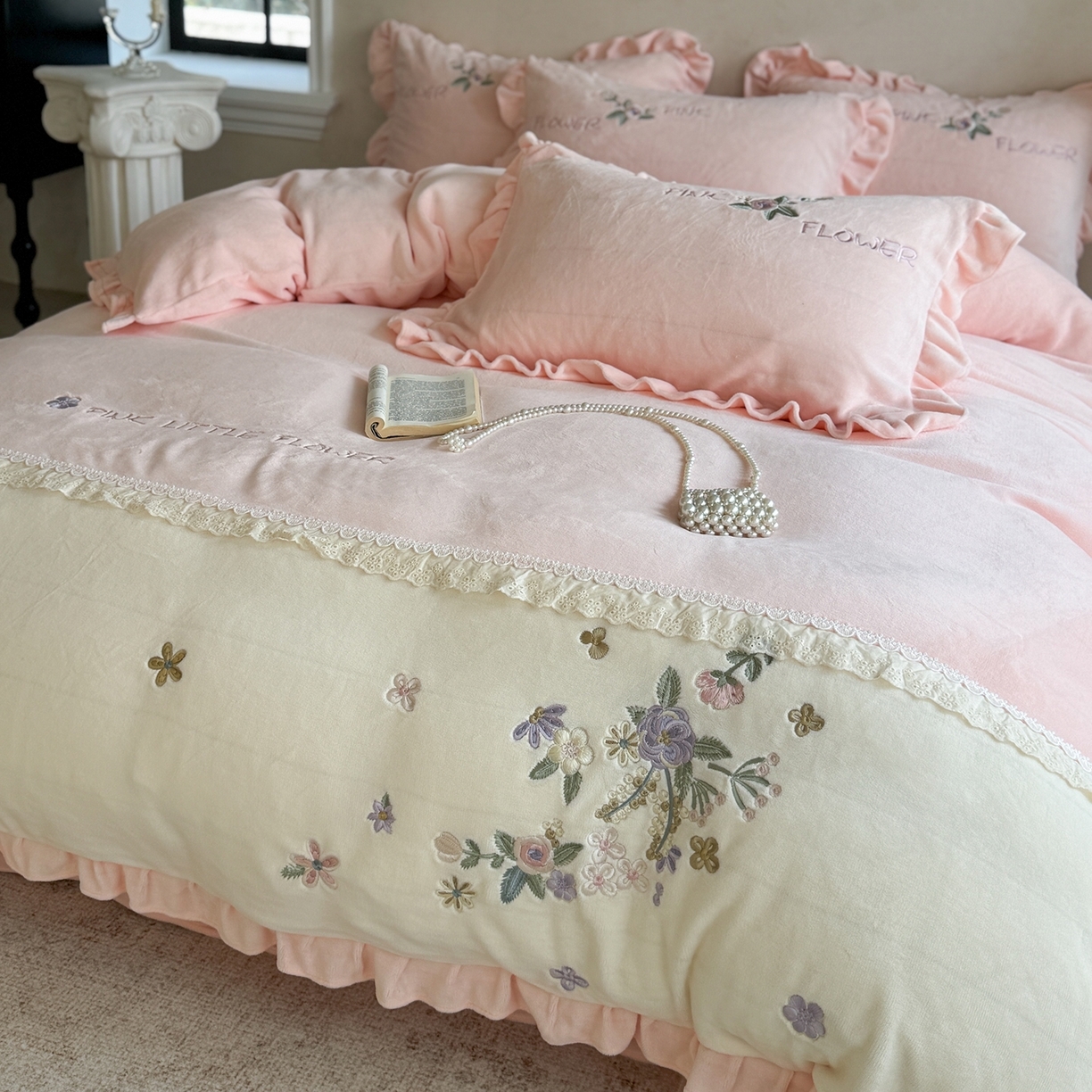 91家纺网 家纺一手货源 找家纺 （总）可以家居  2025新款高克重全消光超细旦奶芙云绒四件套-玛利亚系列