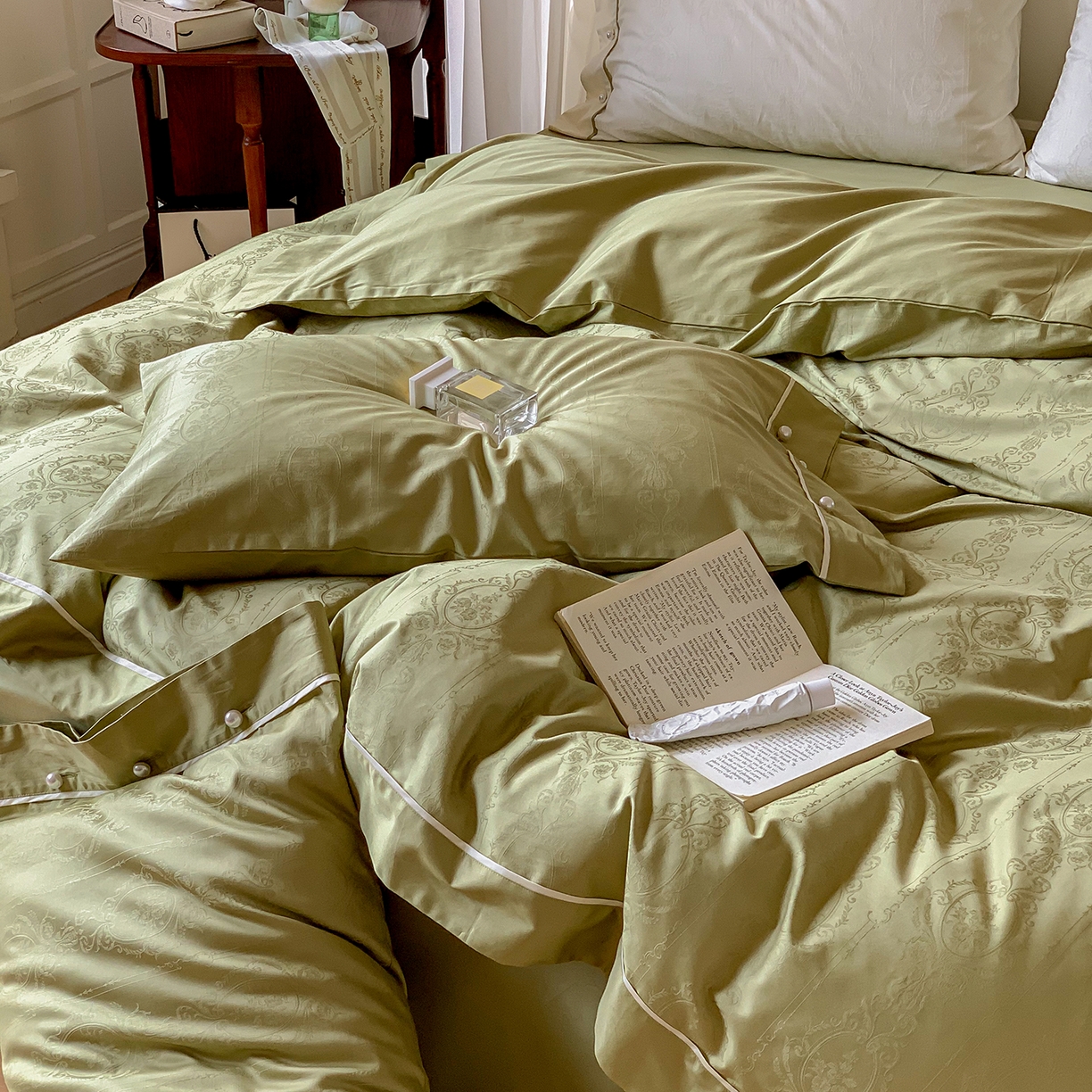 91家纺网 家纺一手货源 找家纺 （总）优然居家纺 2026新款100支全工艺提花法式浪漫珍珠扣四件套-米兰系列