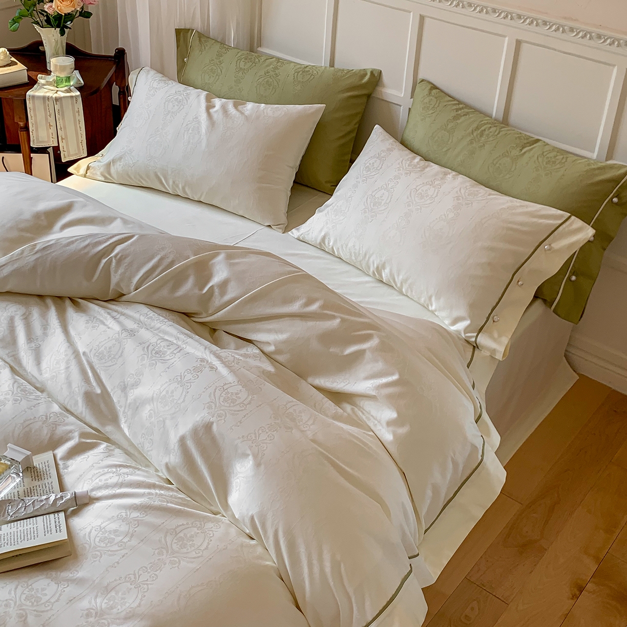 91家纺网 家纺一手货源 找家纺 优然居家纺 2026新款100支全工艺提花法式浪漫珍珠扣四件套-米兰系列 米兰奶白